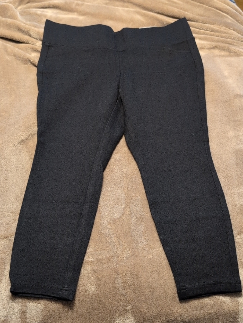 torrid Black Slim Fix Ponte Leggings Size 00 (10) Short